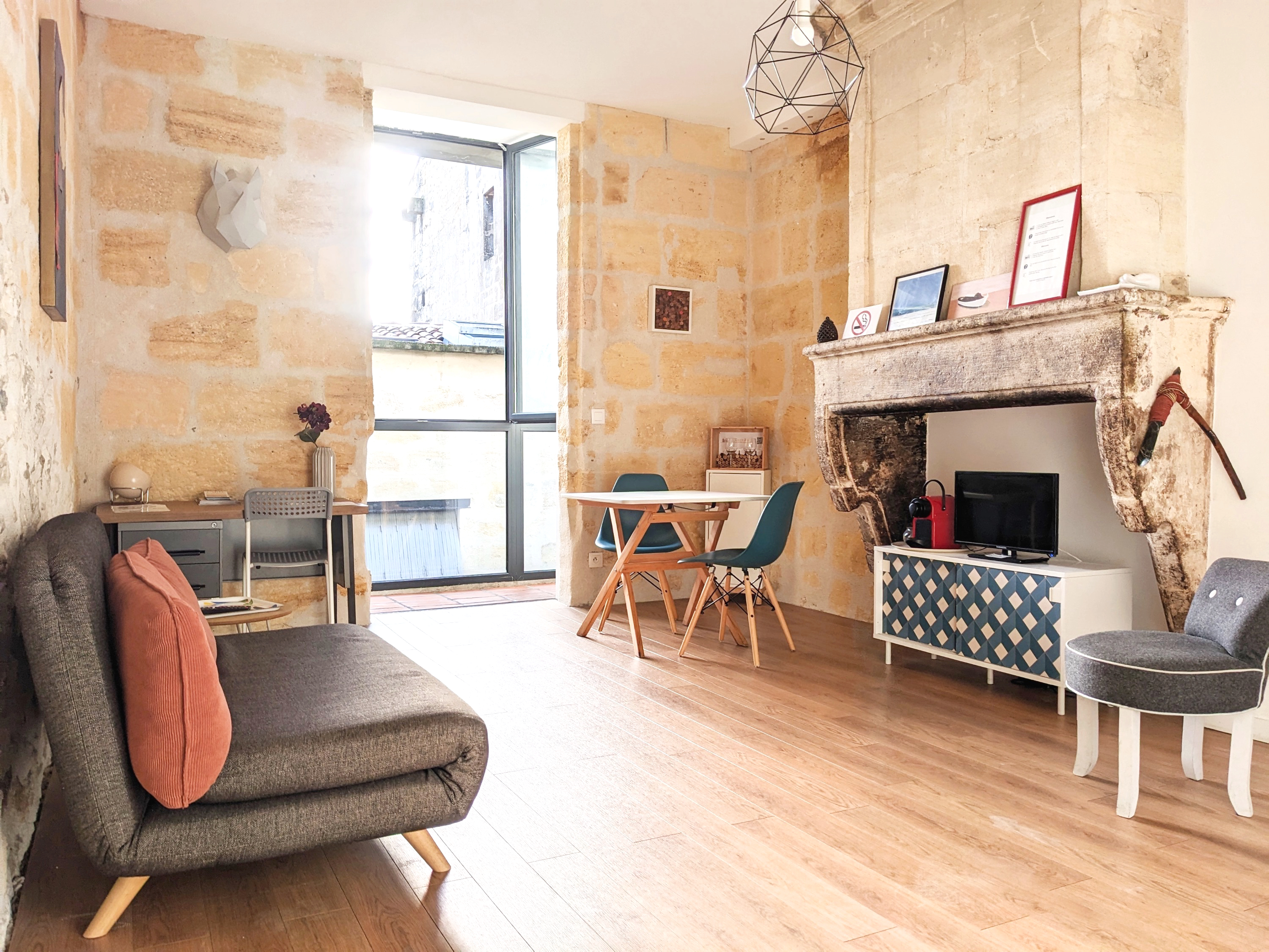 Studio Giallo B&B Bordeaux Saint Michel